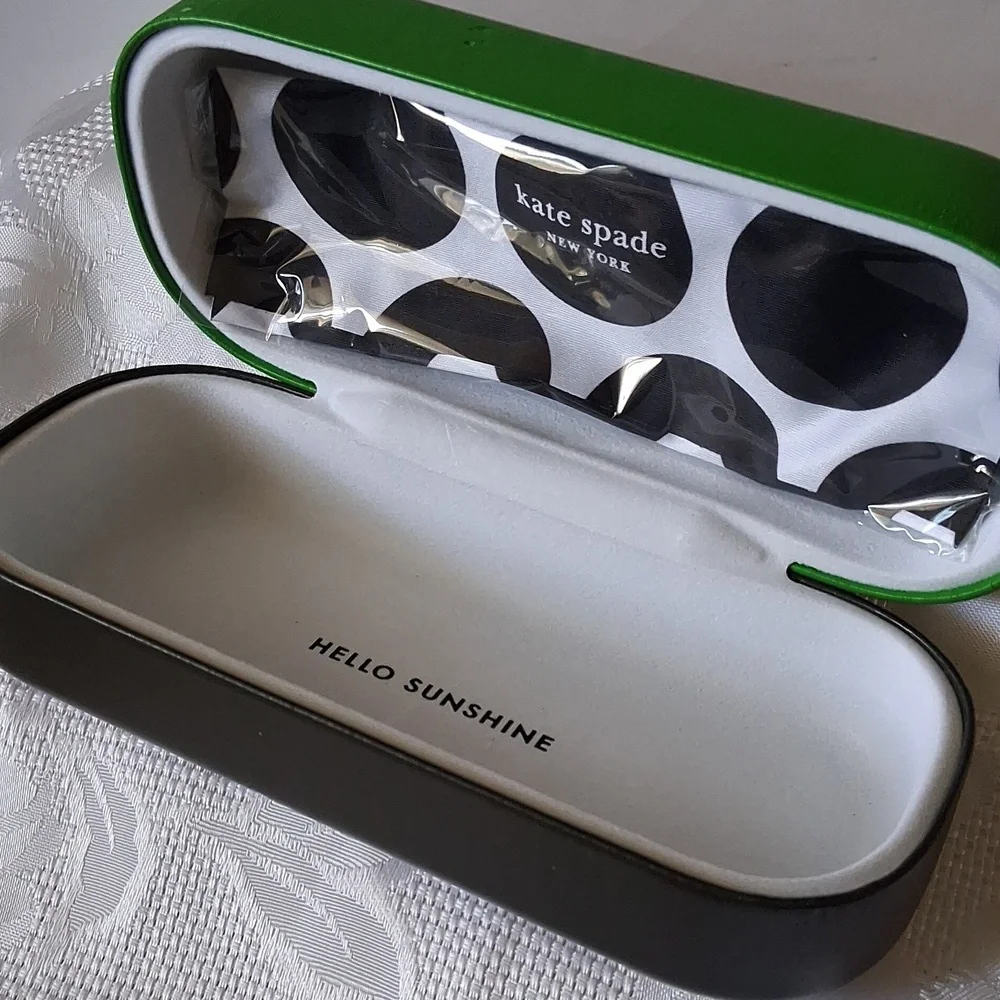 Kate Spade Vibrant Green Eyeglass Holder